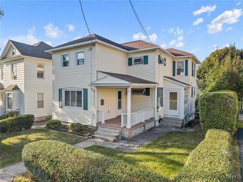 21 Union St, Auburn, NY, 13021-1722 | Card Image