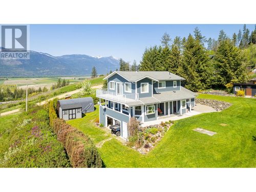 5650 Bathie Rd, Wynndel, BC, V0B2N2 | Card Image
