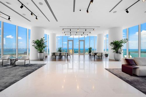 apt-1005-300 Biscayne Boulevard Way, Miami, FL, 33131-2281 | Card Image