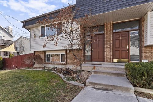 7-1173 E Murray Holladay Rd, Salt Lake City, UT, 84117-4911 | Card Image