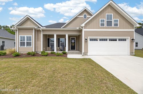 1720 Dew Meadow Dr, Winterville, NC, 28590-8107 | Card Image