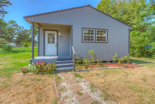 415 E Sherwood Dr, Livingston, TX, 77351-1673 | Card Image
