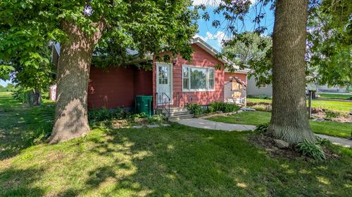 781 4th Ave Se, Wells, MN, 56097-1806 | Card Image