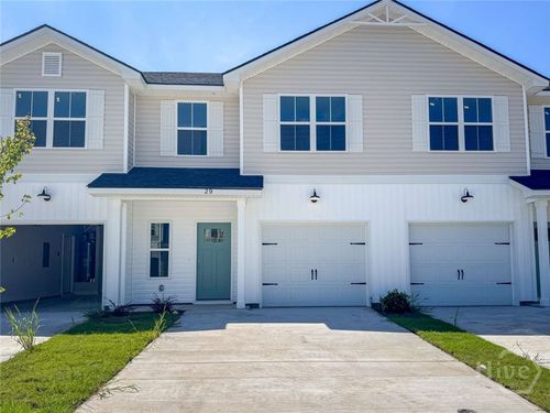 29 Beaumont Rd Dr, Hinesville, GA, 31313-1263 | Card Image