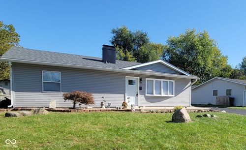 539 Delbrook Dr, New Whiteland, IN, 46184-1301 | Card Image