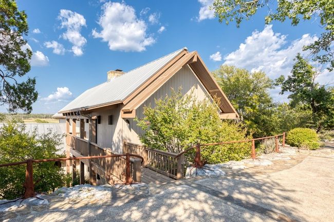 556 Cliff View Loop, Home with 6 bedrooms, 7 bathrooms and null parking in Harper TX | Image 56