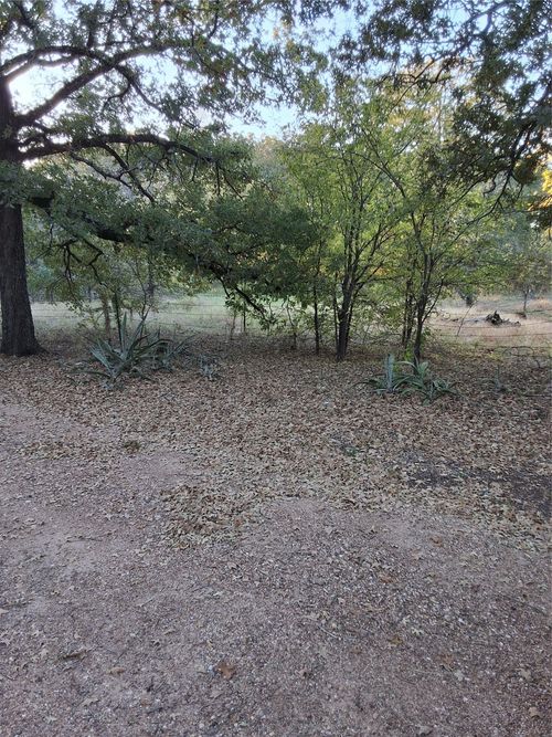 5765 Tokio Rd, West, TX, 76691-2420 | Card Image