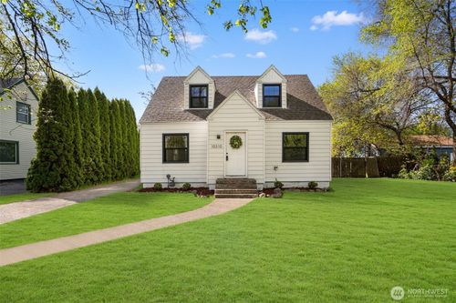 10310 E Alki Avenue, Spokane Valley, WA, 99206 | Card Image