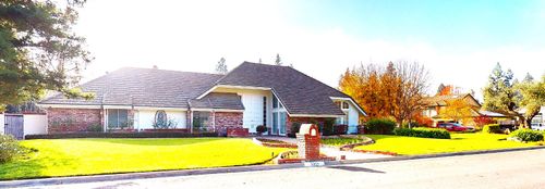 2903 W Cromwell Ave, Fresno, CA, 93711-0354 | Card Image