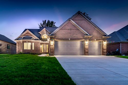 8118 Hunters Ridge Dr, Newport, MI, 48166-7803 | Card Image