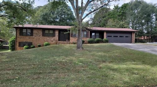 689 N Kingsley Dr, Lithia Springs, GA, 30122-2381 | Card Image