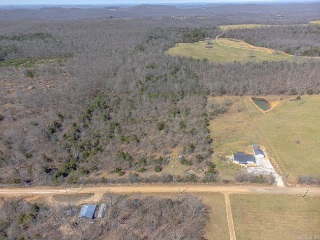1665 Nc 1600, House other with 3 bedrooms, 2 bathrooms and null parking in Compton AR | Image 48