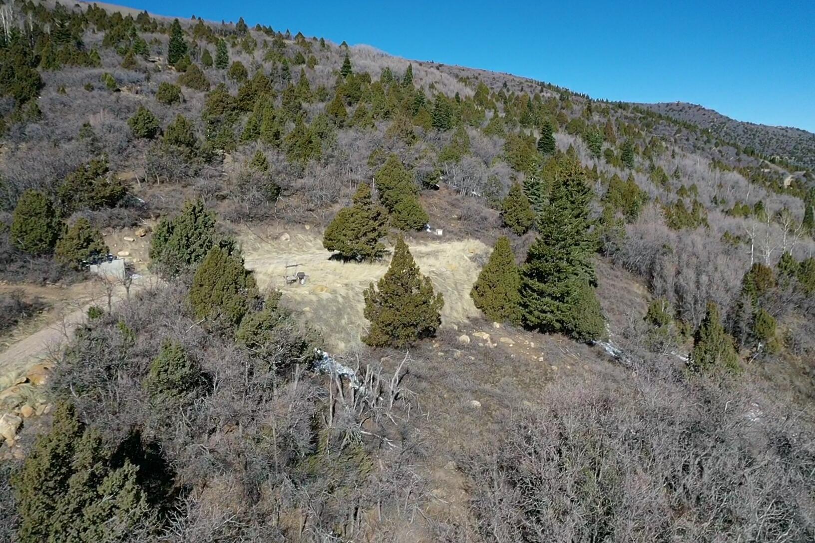 Land in Summit