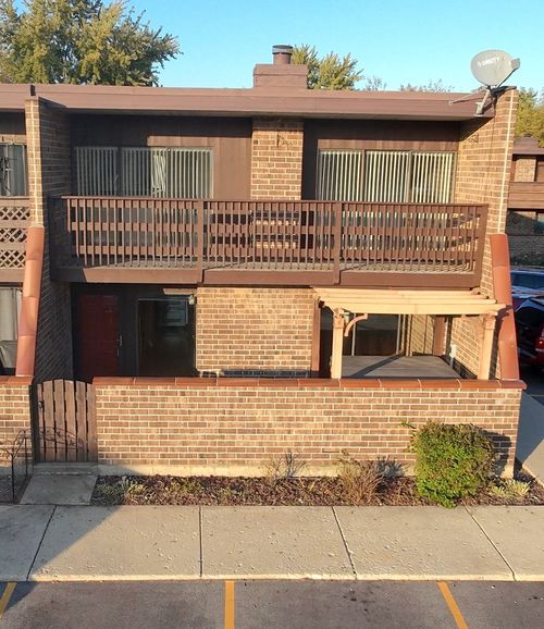 1206-1206 Kenneth Cir, Elgin, IL, 60120-4399 | Card Image
