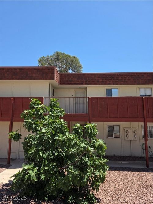 18-5440 Swenson St, Las Vegas, NV, 89119 | Card Image