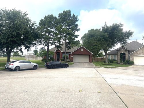 12931 Blackbrook Ln, Houston, TX, 77041-7324 | Card Image