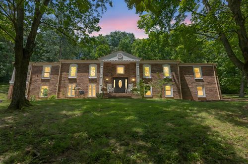 925 Green Valley Dr, Nashville, TN, 37220-2122 | Card Image
