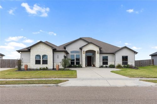 1929 Magnolia Falls Dr, Corpus Christi, TX, 78415-4428 | Card Image
