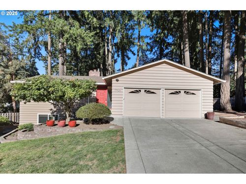 13525 Sw Fircrest Ct, Beaverton, OR, 97008-6230 | Card Image