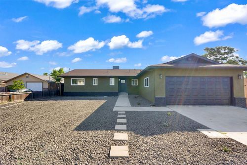 913 9th St, Turlock, CA, 95380-5924 | Card Image