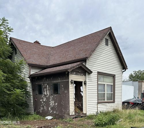 2407 N Summit St, Toledo, OH, 43611-3509 | Card Image
