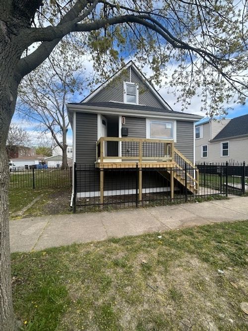 10509 S Edbrooke Ave, Chicago, IL, 60628-2701 | Card Image
