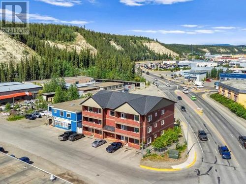 301-402 Baxter St, Whitehorse, YT, Y1A2T5 | Card Image