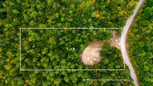 18-8 Winnipesaukee Dr, Wolfeboro, NH, 03894-4354 | Card Image