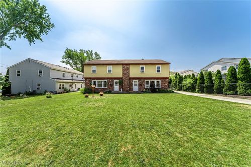 277-275 Sheldon Rd, Berea, OH, 44017-1116 | Card Image