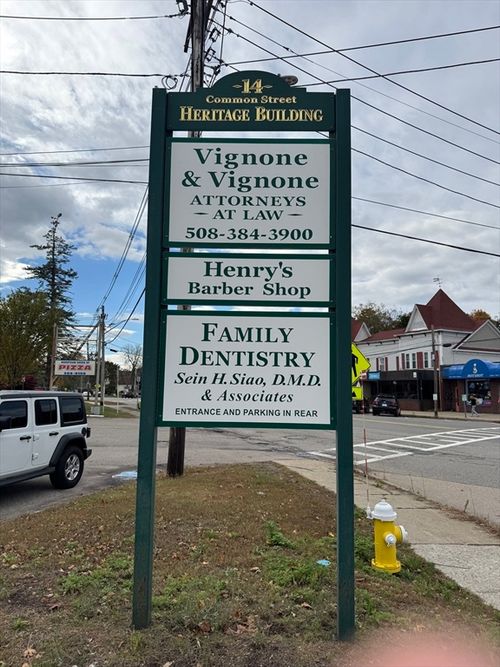 14 Common St, Wrentham, MA, 02093-1476 | Card Image