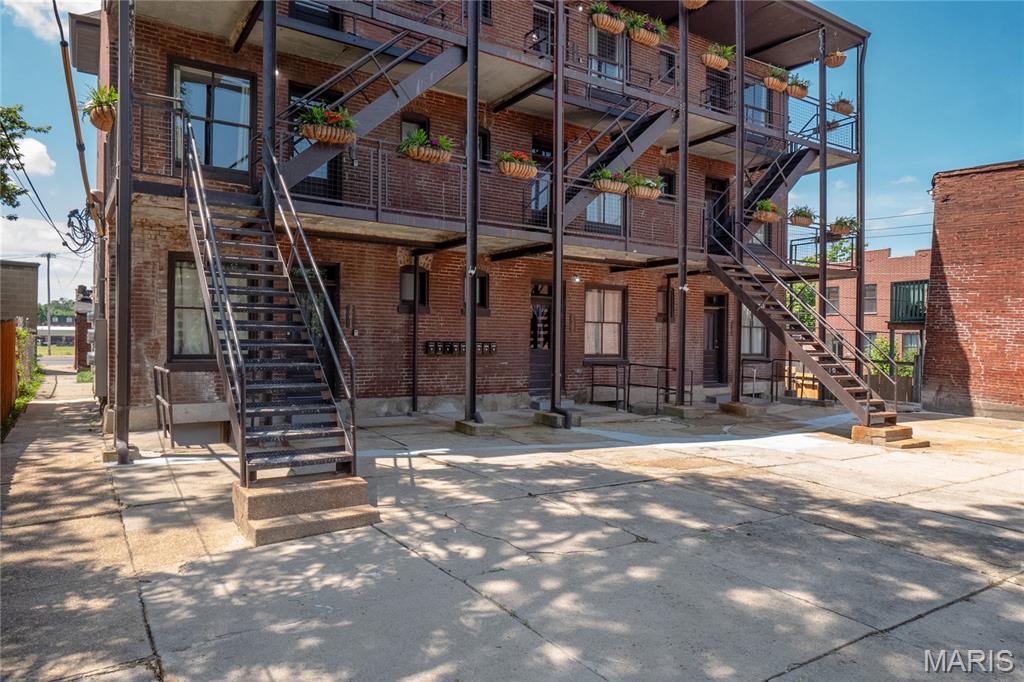 Residential Income in St Louis 3