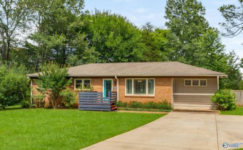 302 Bethune Way Nw, Huntsville, AL, 35806 | Card Image