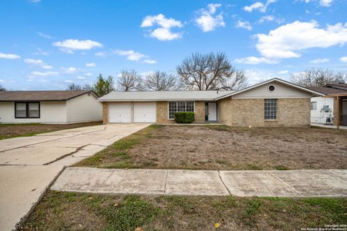 9415 Gold Hl, San Antonio, TX, 78245-1211 | Card Image