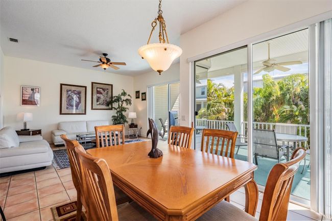 315 64 Th St, Condo with 3 bedrooms, 3 bathrooms and null parking in Holmes Beach FL | Image 16