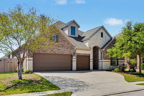 549 Clear Springs Holw, Buda, TX, 78610-5180 | Card Image