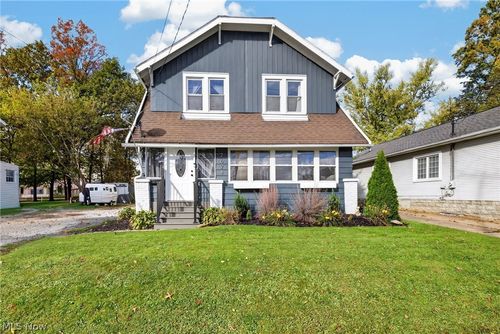 2674 6th St, Cuyahoga Falls, OH, 44221-2436 | Card Image