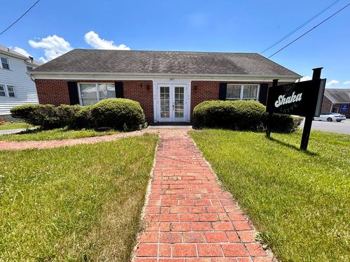 307 West Main Street, Lebanon, VA, 24266 | Card Image