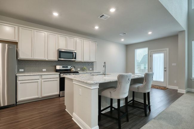 187 Glass Mountain Way, House other with 4 bedrooms, 4 bathrooms and 4 parking in Dripping Springs TX | Image 5