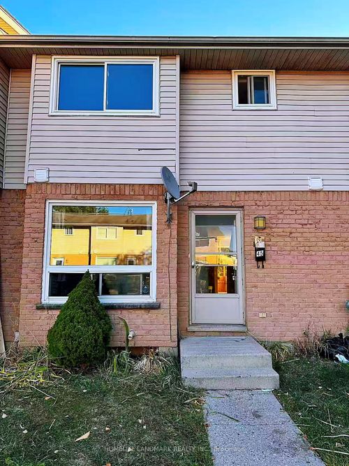 45-550 2nd St, London, ON, N5V3S3 | Card Image