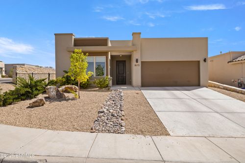 3072 Don Buck Dr, Las Cruces, NM, 88011-8172 | Card Image