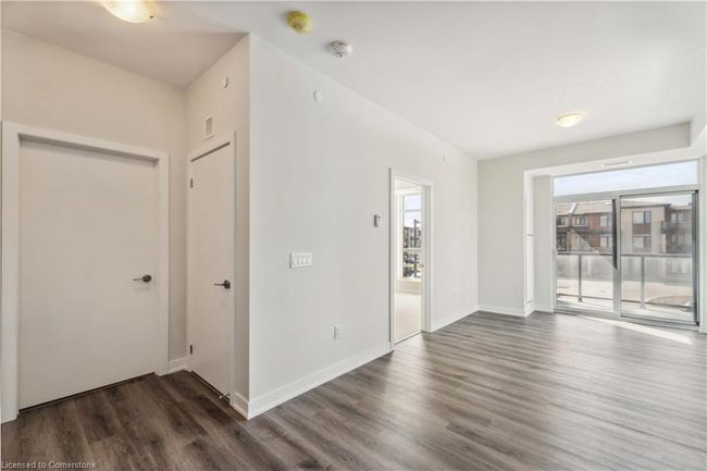 208 - 600 N Service Rd, House attached with 2 bedrooms, 1 bathrooms and 1 parking in Stoney Creek ON | Image 6