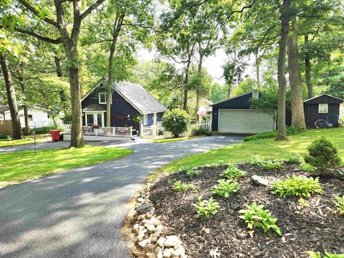 5701 S Eastern Dr, Knox, IN, 46534 | Card Image