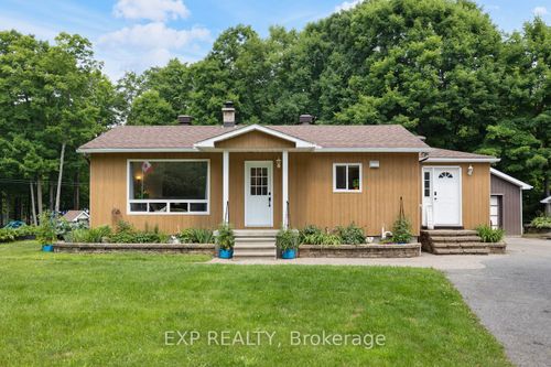 466 Wolf Grove Rd, Almonte, ON, K0A1A0 | Card Image
