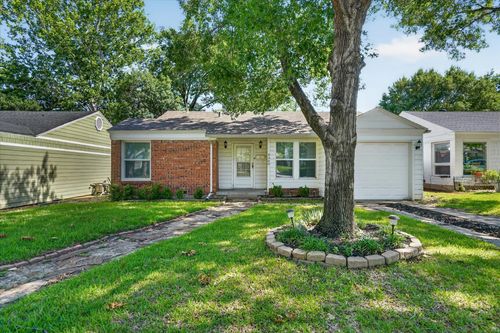 4309 Curzon Avenue, Fort Worth, TX, 76107 | Card Image