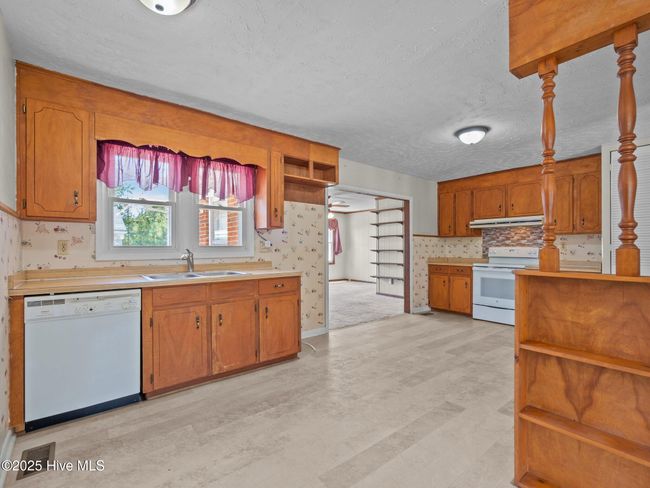 10 Jasper Rd, House other with 3 bedrooms, 2 bathrooms and 1 parking in Midway Park NC | Image 36