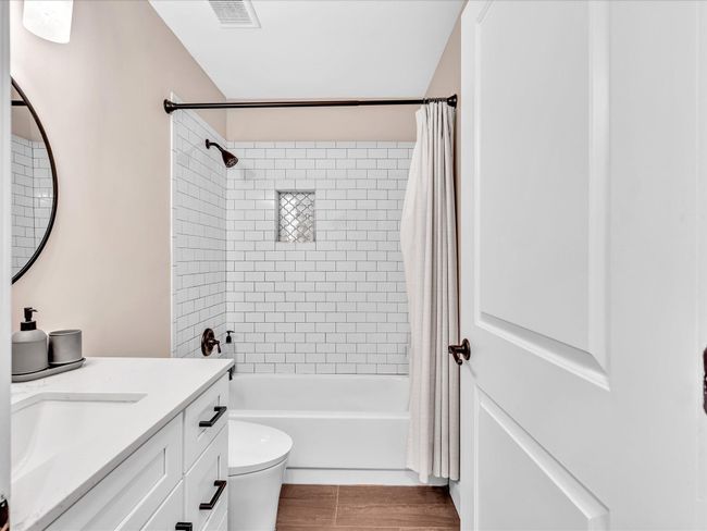 2nd Bath | Image 28