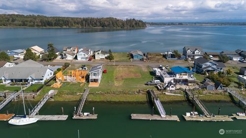 4273 Saltspring Dr, Ferndale, WA, 98248-9018 | Card Image