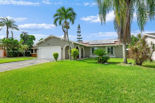 10851 Nw 26th St, Sunrise, FL, 33322-2552 | Card Image