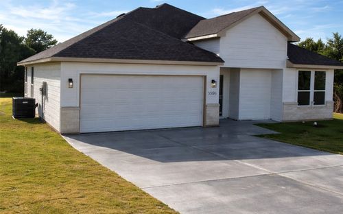 5506 Firewood Trl, Granbury, TX, 76048-6530 | Card Image