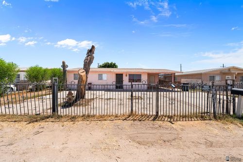 4357 W 8th St, Yuma, AZ, 85364-2423 | Card Image